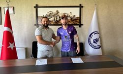 Fenerbahçe ve Galatasaray’ın peşinde olduğu oyuncu Afyonspor’da