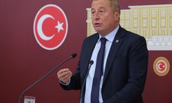 İYİ Partili Hakan Şeref Olgun: Afyon olarak hızlı treni ve havaalanını ne zaman kullanacağız
