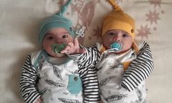 Afyon’da 29 haftalık doğan ikiz bebekleri hayata tutunduran mucize