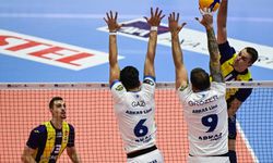Voleybol: AXA Sigorta Efeler Ligi:  Arkas Spor: 0 - Fenerbahçe Parolapara: 3