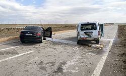 Afyon İhsaniye'de iki araç çarpıştı: 1'i çocuk 4 yaralı var