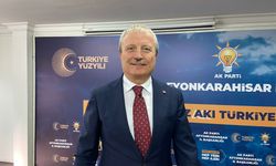 Mahmut Koçak AK Parti’den aday adayı oldu: “AK Parti seni seçmezse hata eder” sloganları atıldı
