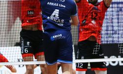 Voleybol: AXA Sigorta Efeler Ligi: Brand Group Alanya Belediyespor: 3 - Arkas Spor: 0