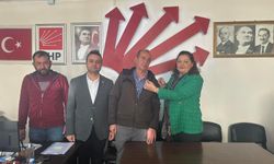 Sinanpaşa Memleket Partisi İlçe Başkanı Şahin Aykaç partisinden istifa edip CHP'ye katıldı