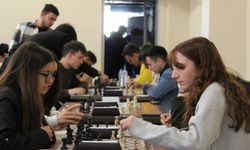 Afyon'da yurtlar arası satranç heyecanı: 50 sporcu mücadele ediyor