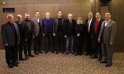 AK Parti Aydın Büyükşehir Belediye Başkan adayı Savaş, eski milletvekilleriyle buluştu