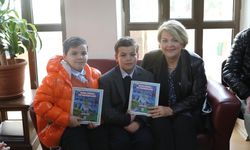 Bodrum'da çocuk yazar Kenan Demir'in öykü kitabı basıldı