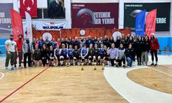Şampiyon belli oldu: Afyon'da Genç Kızlar Voleybol Müsabakaları sona erdi