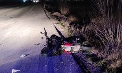 Afyon'da motosiklet kamyona arkadan çarptı: 1 kişi öldü 1 kişi yaralı