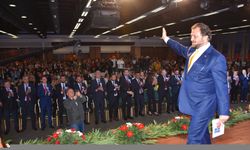 Marmaris Belediye Başkan adayı Yazıcı, belediye meclis üyelerini tanıttı