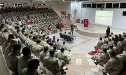 Bilecik'te Jandarma Eğitim Alay Komutanlığı’nda ’Aile Eğitimi ve İletişimi’ icra edildi