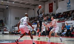 Türkiye Sigorta Basketbol Süper Ligi: Aliağa Petkimspor: 58 - Beşiktaş Emlakjet: 70
