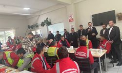 İYİ Partili Alper Yağcı: Afyon Belediyesi'ndeki en düşük personel maaşı 35 bin TL olacak