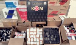 Afyon'da polisten kaçak sigara operasyonu: Binlerce paket kaçak sigara ele geçirildi