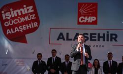 CHP Genel Başkanı Özel, Alaşehir ve Kula'da vatandaşlara hitap etti