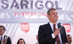 CHP Genel Başkanı Özel, Sarıgöl'de vatandaşlara hitap etti