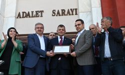 Emirdağ Belediye Başkanı Serkan Koyuncu mazbatasını alarak ikinci dönemine başladı