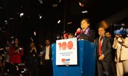 ‘Kadın Kazandı’: Burcu Köksal tarihi farkla Afyon Belediye Başkanı seçildi