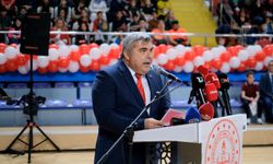 Afyon Milli Eğitim Müdürü Sünnetçi 23 Nisan kutlamalarında konuştu: "Yarınların Türkiye’si sizlerle aydınlık olacaktır"