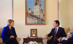 İngiliz Büyükelçi Morris, Muğla Büyükşehir Belediye Başkanı Aras'ı ziyaret etti
