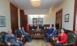 Tapu ve Kadastro bölge müdürü Eskişehir Valisi Hüseyin Aksoy’u ziyaret etti
