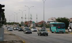 Afyon-Antalya yolunda bayram trafiği: Yoğunluk başladı!