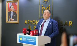 Mısırlıoğlu’ndan otopark eleştirisi: Yakında Afyon’da jopla döner bıçaklarıyla insanlar birbirini kovalayacak