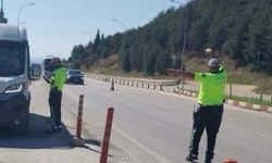 Bilecik’te 1 araç trafikten men edilirken 86 araç sürücüsüne 143 bin TL ceza