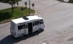 Afyon’da taşımacılık krizi… Minibüs Hattı Sahibi Konuştu: “Şehir içi yolcu taşıyan köy minibüsleri vardı”