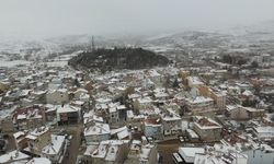 Afyon'da Şuhut ve Sultantağı karlar altında: Sıcaklıklar eksi derecelere düştü!