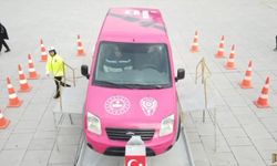 Afyon’da meydana simülasyon aracı konuldu: Emniyet kemerinin önemi anlatıldı