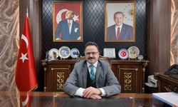 Modern mimarisiyle yeni hükümet konağı dikkat çekiyor
