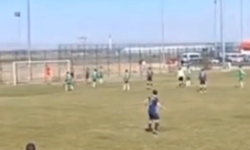 Afyon’da U-18 Yarı Finalinde müthiş gol: Son dakikada öyle bir gol attı ki…