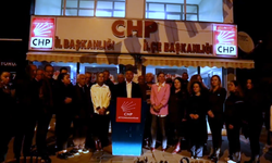 Afyon'da CHP'liler İl Binasında Toplandı: "Bu Kararı Tanımıyoruz!"