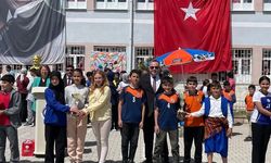 Afyon’da Spor Müsabakalarında Dereceye Giren Okullara Kupa