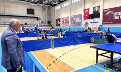 Afyon'da masa tenisi müsabakaları başladı: "Sporla gelişen bir gençlik hedefliyoruz"