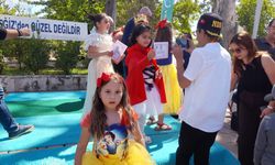 Çocuk Kitapları Festivalinde kostüm yarışması düzenlendi