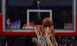 LeBron James'in 19 sayılık katkısı mağlubiyeti engelleyemedi