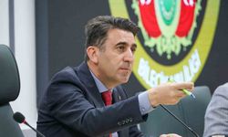 Bilecik’te Muhtarlar Toplantısı: Vali Aygöl, Yerel Yönetimle İşbirliğini Güçlendirecek Adımları Değerlendirdi
