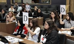 Kütahya Tarihi Konulu Gençler Arası Bilgi Yarışmasında Yarı Final Tamamlandı