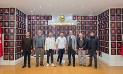 Kumartaşlı: "Yaralı Komutanın Canını Mermi Değil, Vefasızlık Yakmış"