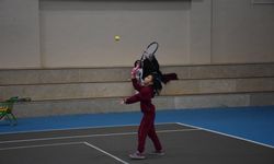 Afyon’da 23 Nisan Tenis Turnuvası başladı: Aileler davet edildi