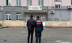 Afyon’da 7 yıl hapis cezası olan şahıs yakalandı: Hırsızlık, mala zarar verme…