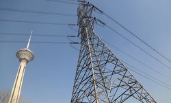 İran'da elektrik krizi: Yüzlerce evin elektriği kesildi