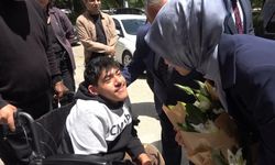 Bilecik’te oldu: Bakan Mahinur Özdemir Göktaş’tan, özel gereksinimli Abdullah’a yakın ilgi