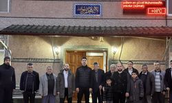 İlçe yöneticisi Kahraman, fecir namazında halkla bir araya geldi