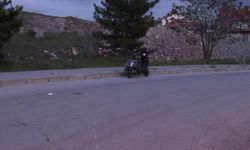 Motosiklet devrildi: Sürücü hastaneye kaldırıldı