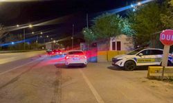 Polis Uygulama Noktasında "Dur" İhtarına Uymayan Sürücü Polis Memuruna Çarptı