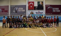 Afyon’da Okul Sporları Futsal Müsabakaları Sona Erdi