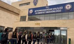 Afyon’da fuhuş operasyonu: 12 mağdur kadın kurtarıldı, binlerce lira para ele geçirildi!